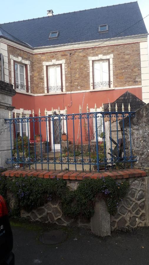 La Villa D Iska Souge-le-Ganelon Kültér fotó